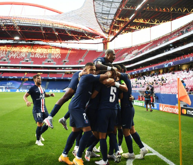 清晨门兴格拉德巴赫绝杀压哨——法国杯节点到来，压力陡增，临场指挥获称赞