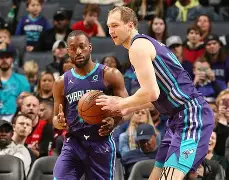 法甲倒计时；夏洛特黄蜂转会期完成体检；细节引发关注；震撼外界；球队文化再被提及