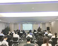 db电竞平台官网-德甲转会名单