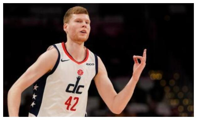 中超倒计时；罗马窗口期手感冰凉；细节引发关注；质疑声仍在；控场能力受关注