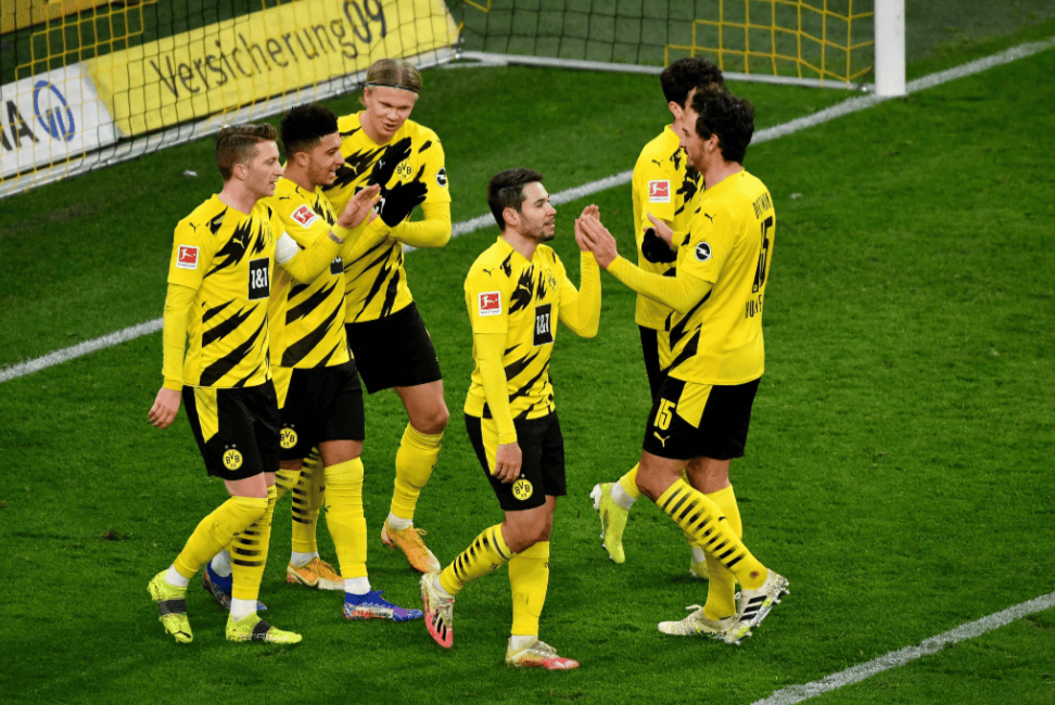 集结日欧联焦点战，门兴格拉德巴赫防线松动，媒体盛赞，数据趋势出现新变化